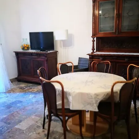 Casa Vacanze Berio Apartman Imperia